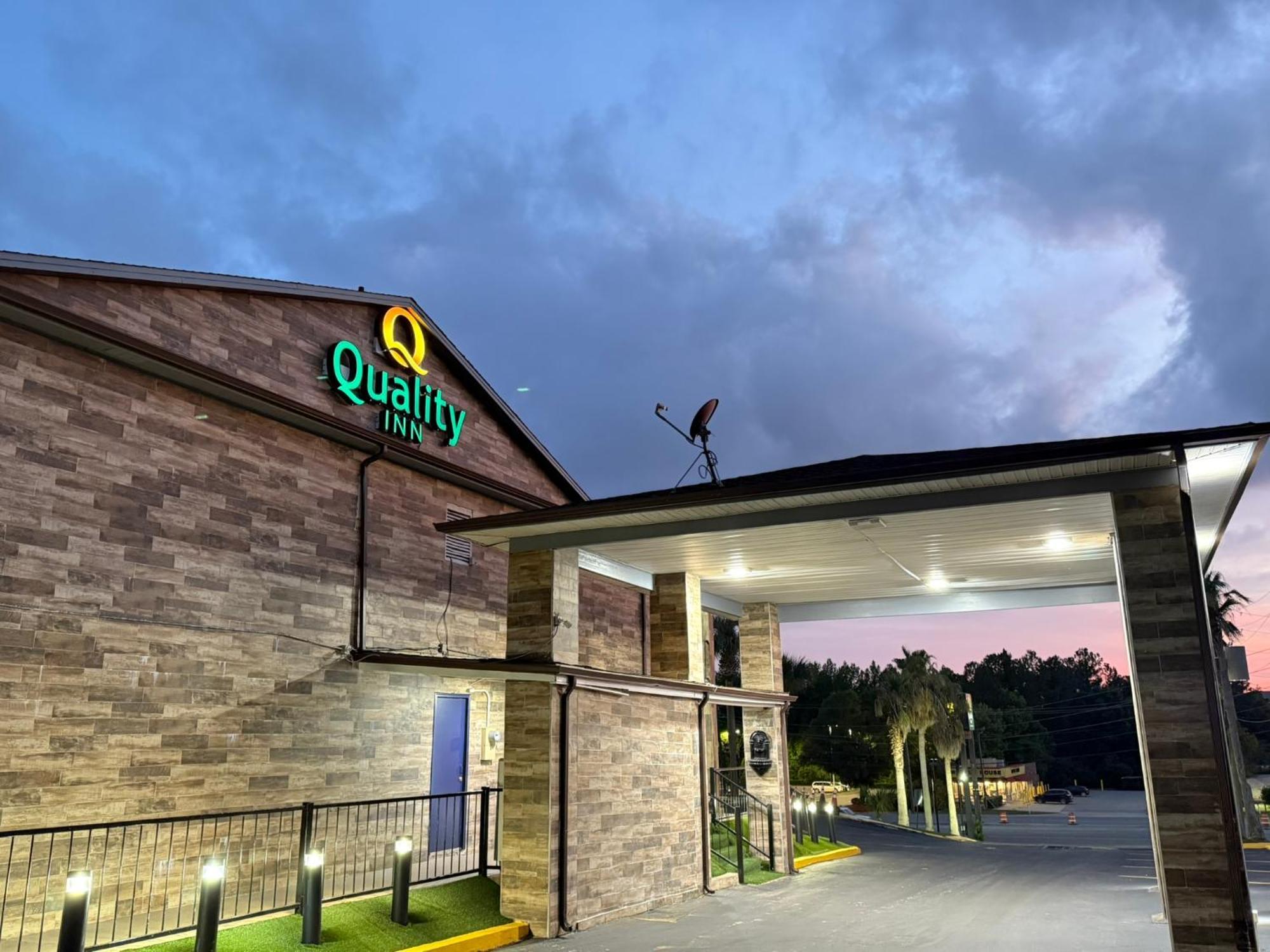 Quality Inn Crestview Exterior photo