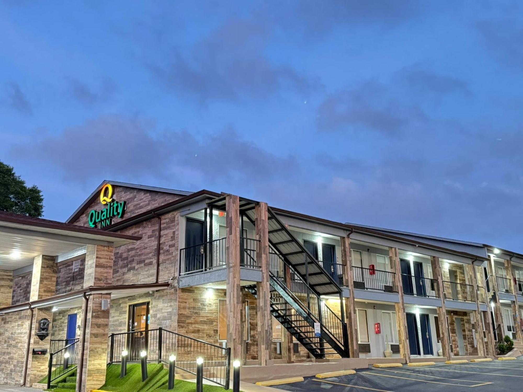 Quality Inn Crestview Exterior photo