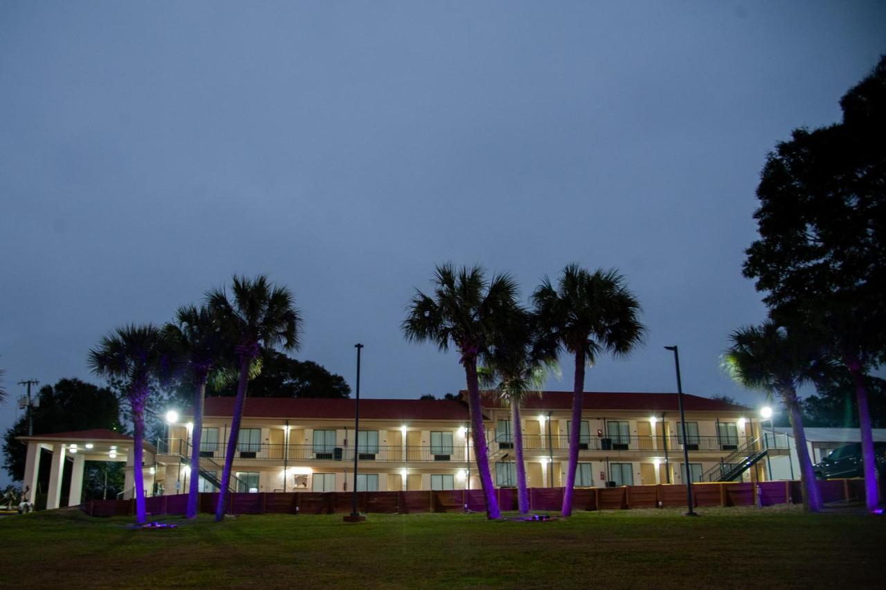 Quality Inn Crestview Exterior photo